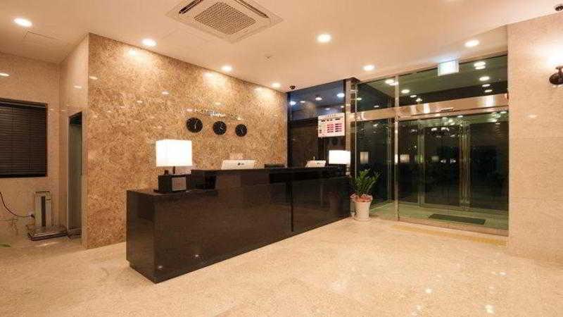 โรงแรมนาโฟเร โรงแรม 3*