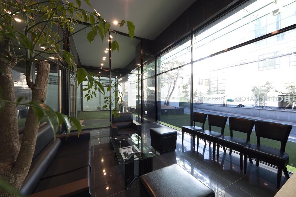 โรงแรมนาโฟเร